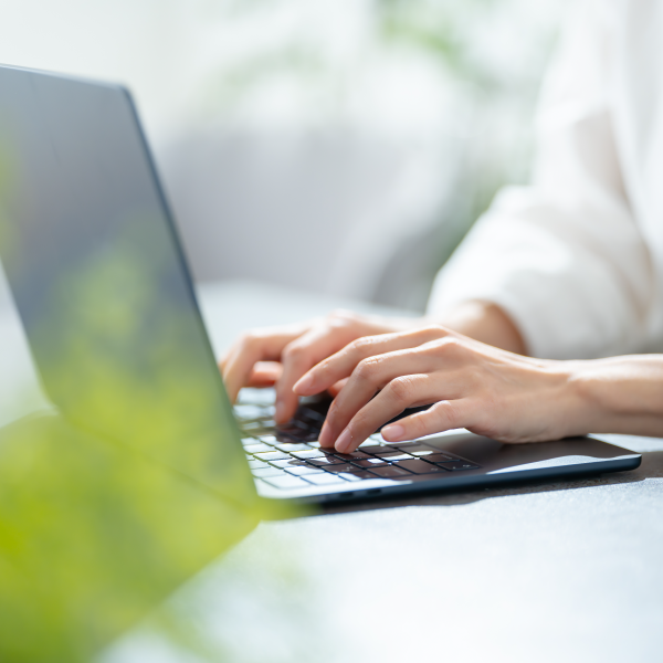 在宅エンジニア山本さん